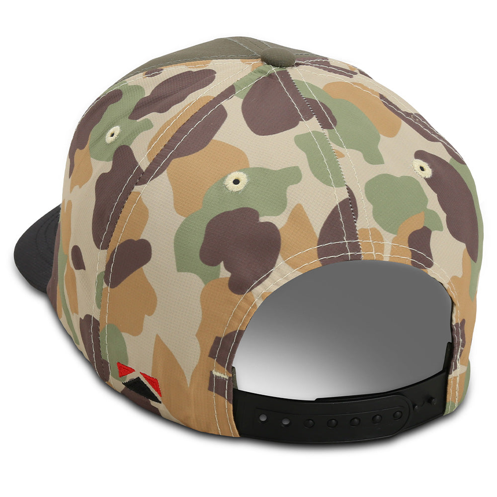 PARAMOUNT OUTDOORS™ Fighting Deer Rut Cap 6-Panel Riverside Wax Cloth Visor Headwear