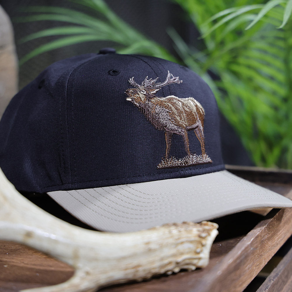 PARAMOUNT OUTDOORS™ Bull Elk 6-Panel Riverside Cap ComfortSnap Snapback Headwear