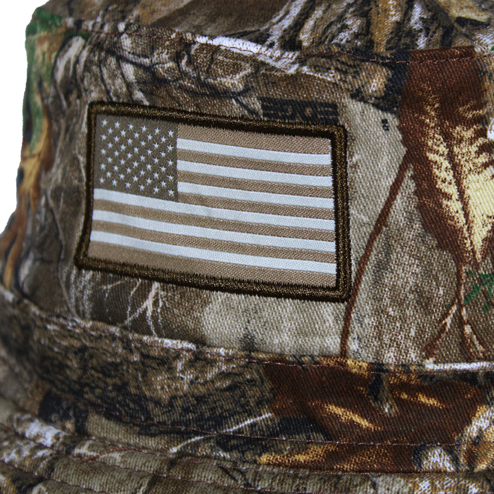 PARAMOUNT OUTDOORS™ Patriot Full Brim Camo American Flag Bucket Hat (Floats) Headwear