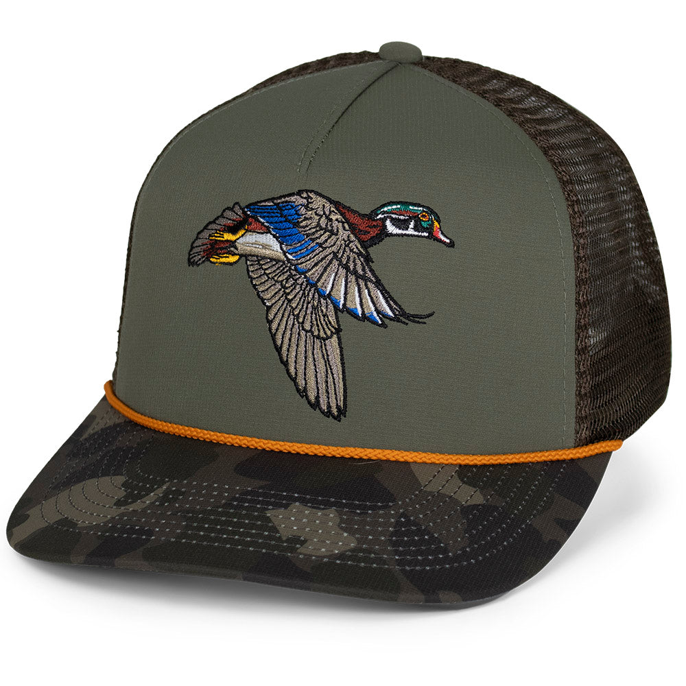 PARAMOUNT OUTDOORS™ Flying Wood Duck 5-Panel Trucker Hat Headwear