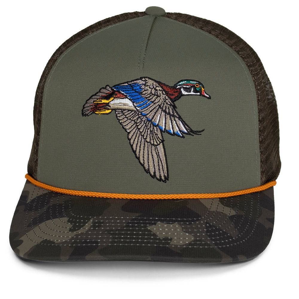 PARAMOUNT OUTDOORS™ Flying Wood Duck 5-Panel Trucker Hat Headwear