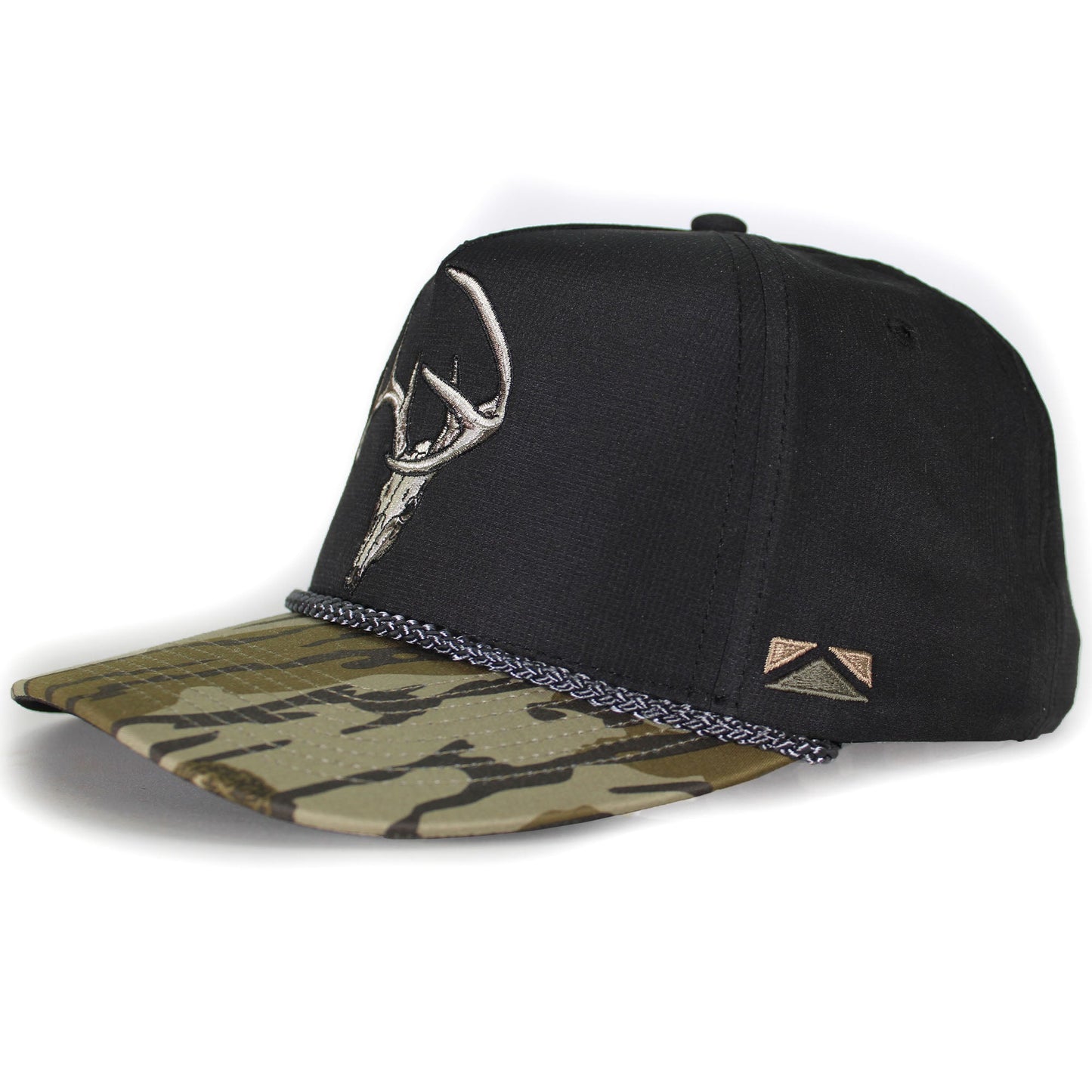 PARAMOUNT OUTDOORS™ Bottomland Deer Skull Headwear